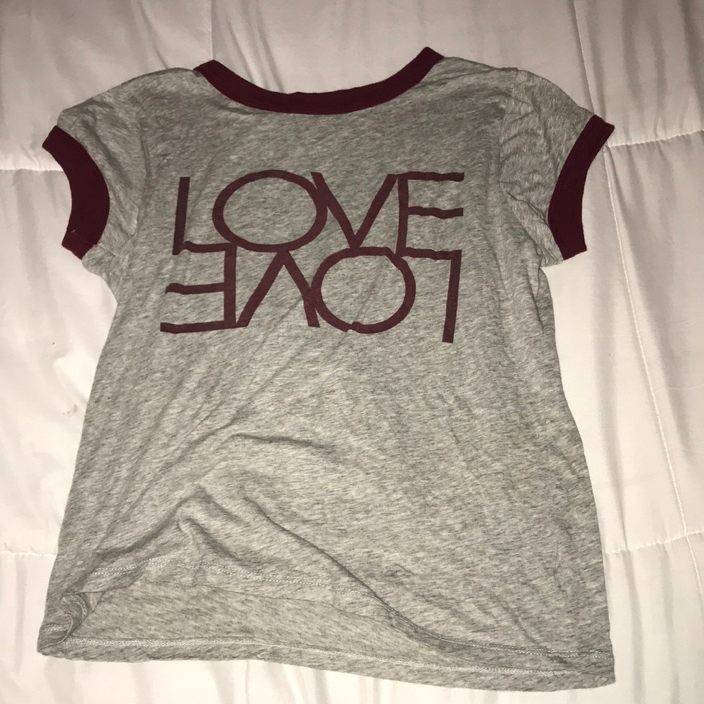 Forever 21 T-Shirt